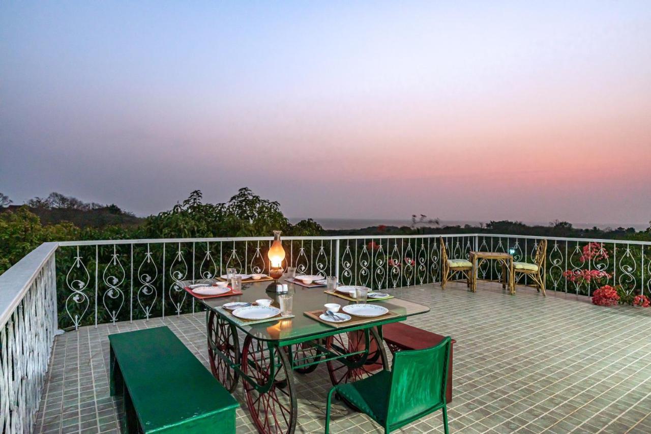 Saffronstays Sunglade, Kashid - Ocean-View Villa Near Kashid Beach Nandgaon  Экстерьер фото